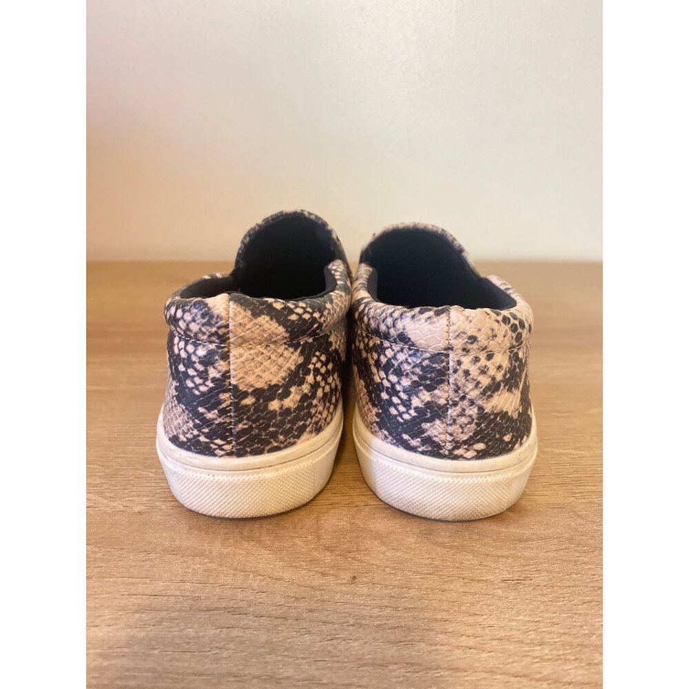 A New Day Women’s Slip-On Snake Print Sneakers Size 6.5 - Picture 5 of 7